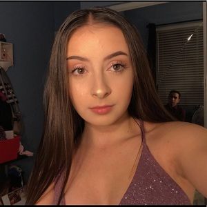 Meet your Posher, Lola